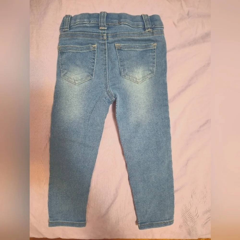 dELiAs Girls’ Super Stretch Denim Jegging Jeans with Critter Embroidery Size 2T